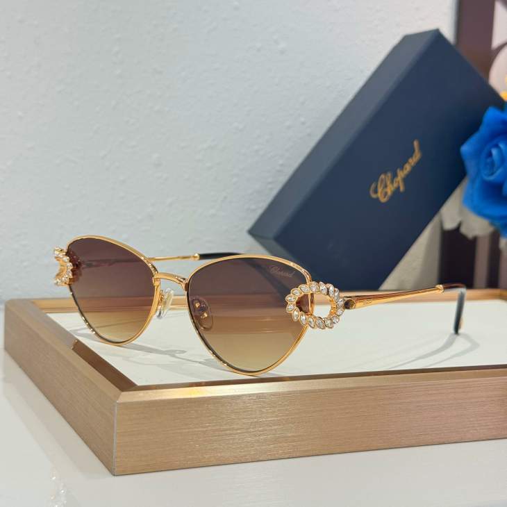 Picture of Chopard Sunglasses _SKUfw76988234fw